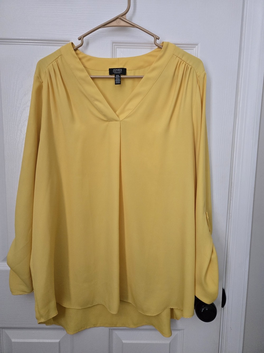 Jones New York Mustard V-Neck 3/4 Sleeve Blouse - Picture 2 of 3